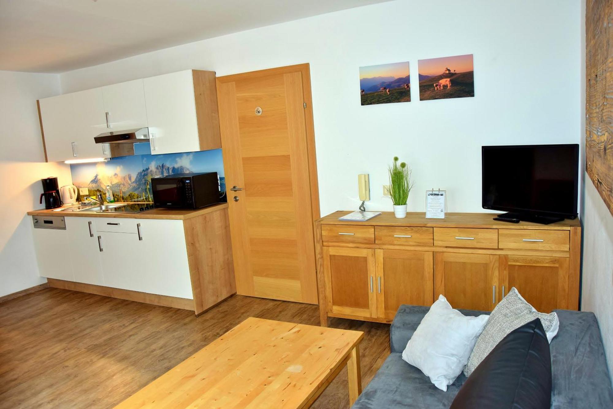 Astoria Appartements Оберау Екстериор снимка