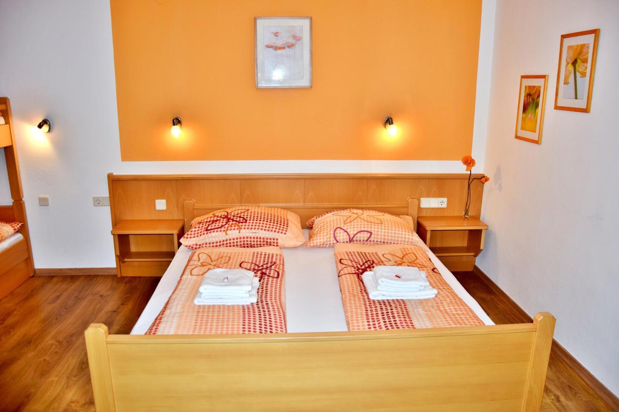 Astoria Appartements Оберау Стая снимка