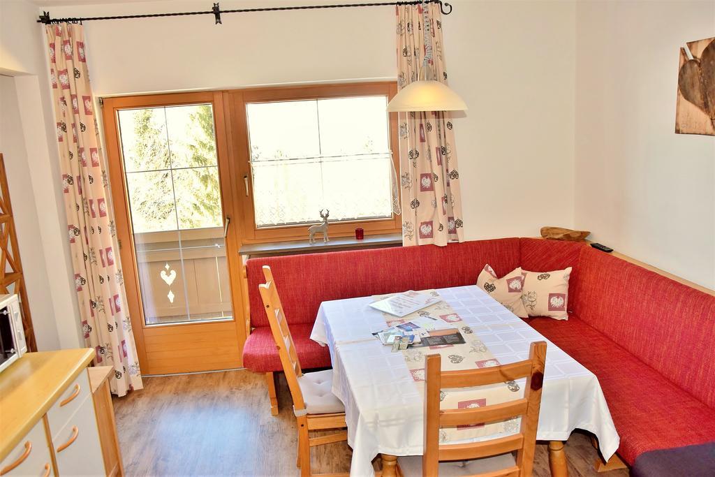 Astoria Appartements Оберау Екстериор снимка