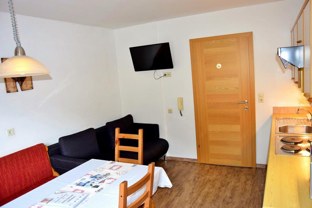 Astoria Appartements Оберау Екстериор снимка