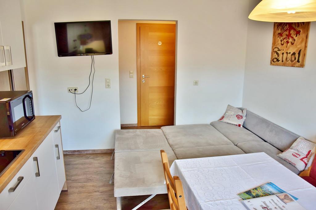 Astoria Appartements Оберау Екстериор снимка